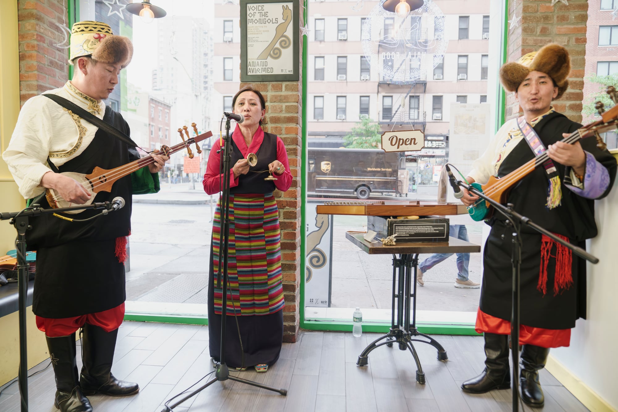 Hymn to the Himalayas: Tibetan Music in New York City, Beef Up Noodle