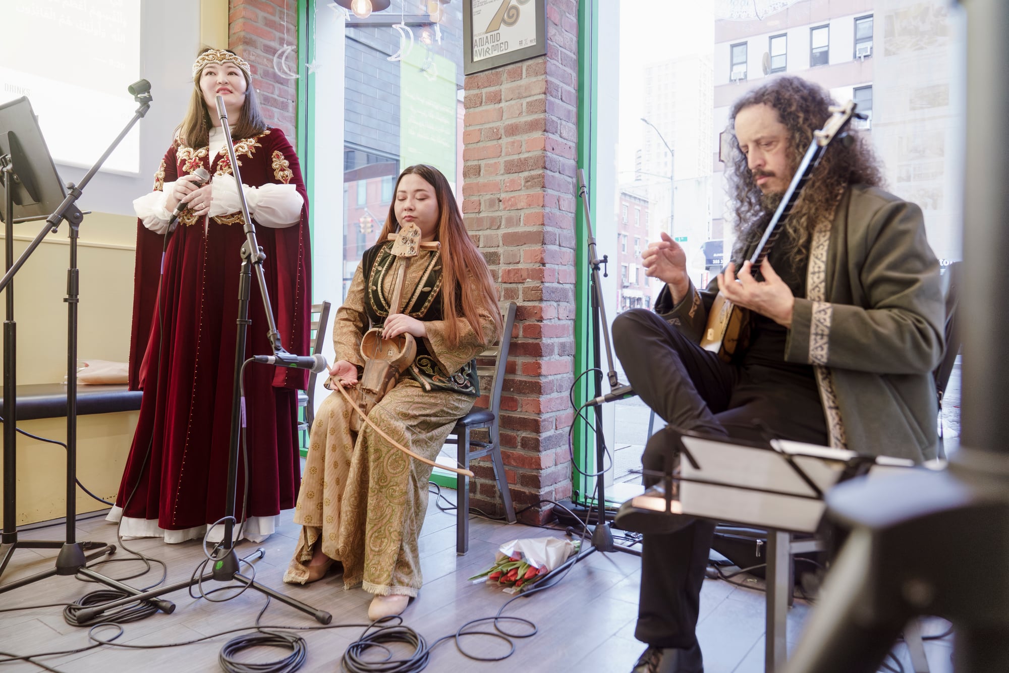Sounding the Steppe: Kazakh Songs & Strings, Beef Up Noodle